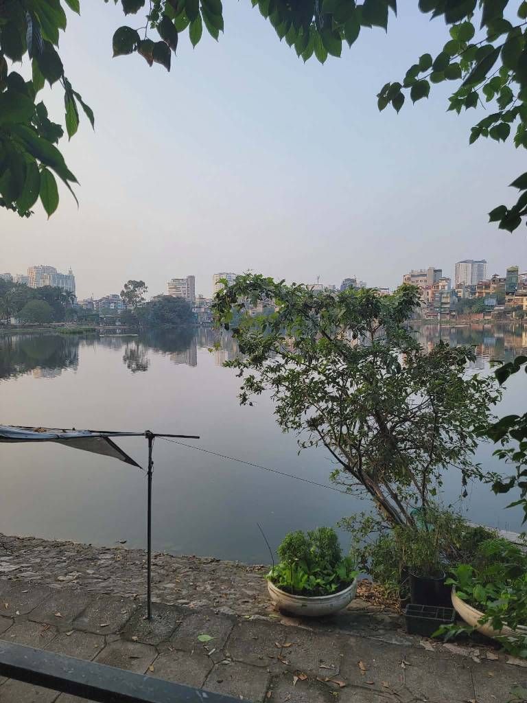 Bán nhà Trần Khát Chân - diện tích 12m2 4 tầng - Cạnh hồ Thanh Nhàn, công viên Võ Thị Sáu - giá Nhỉnh 1 tỷ