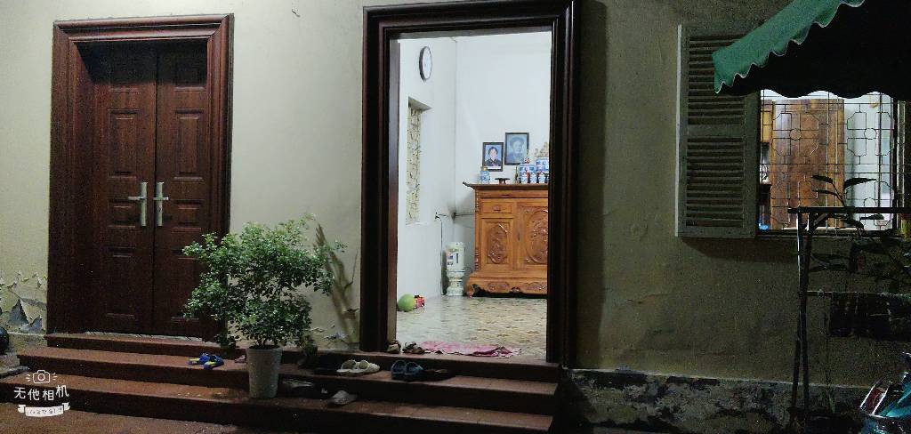 Bán nhà Tăng Bạt Hổ - diện tích 120m2 3 tầng - Mảnh đất vàng - giá 50 tỷ