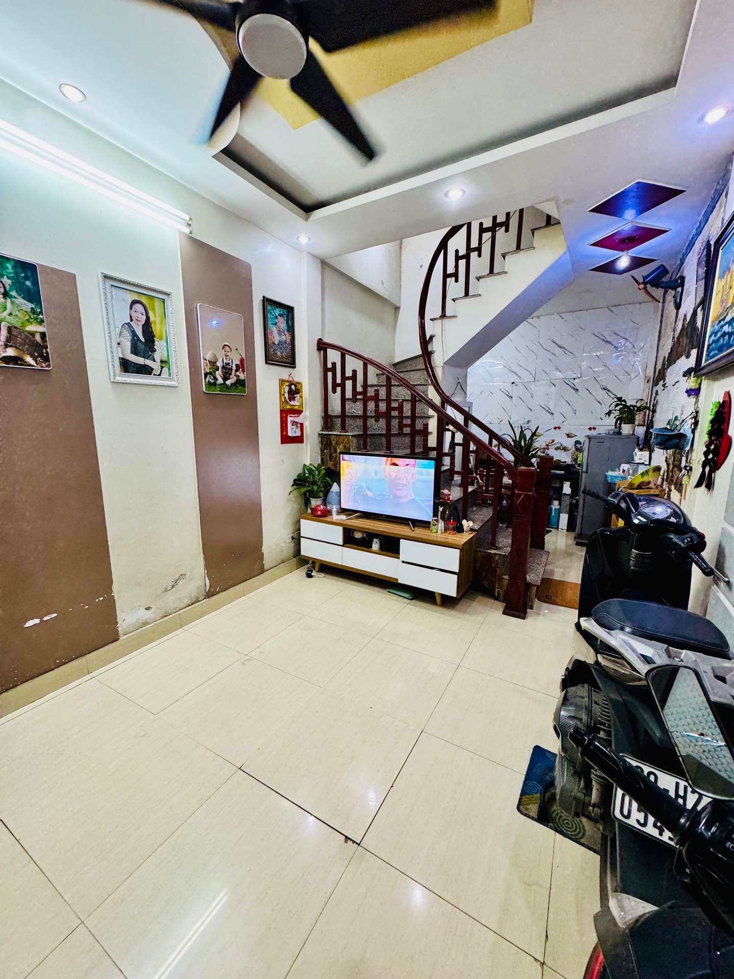 Bán nhà Nam Dư - diện tích 30m2 5 tầng - Ngõ nông gần ô tô - giá 6,5 tỷ