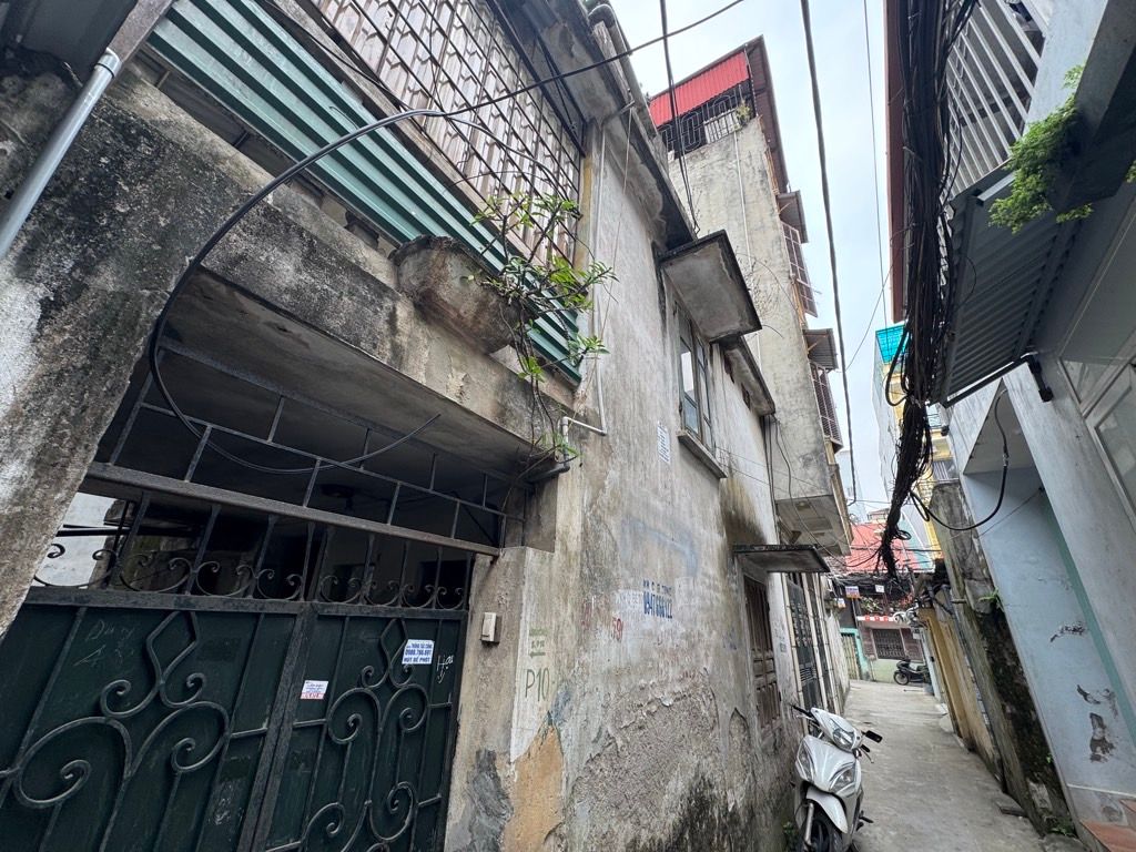 Bán nhà Tân Mai - diện tích 58m2 2 tầng - Bán đất tặng nhà 2 tầng - giá 4,8 tỷ