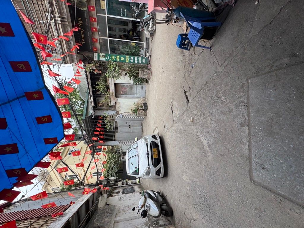 Bán nhà Tân Mai - diện tích 58m2 2 tầng - Bán đất tặng nhà 2 tầng - giá 4,8 tỷ