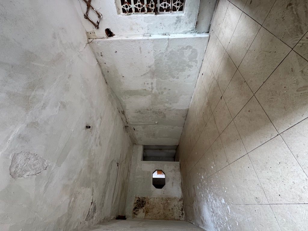 Bán nhà Tân Mai - diện tích 58m2 2 tầng - Bán đất tặng nhà 2 tầng - giá 4,8 tỷ