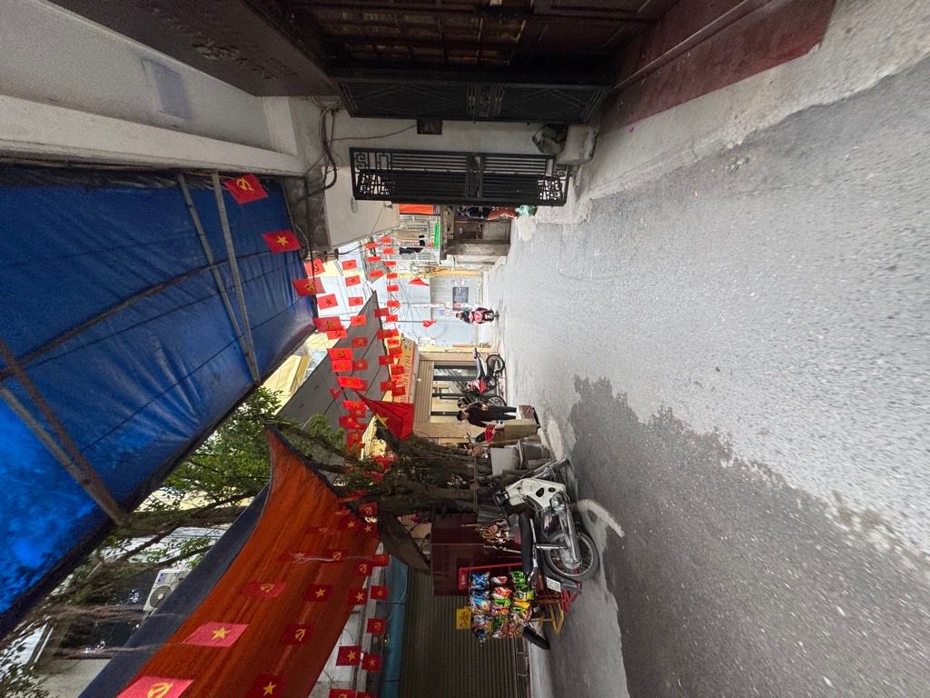 Bán nhà Tân Mai - diện tích 58m2 2 tầng - Bán đất tặng nhà 2 tầng - giá 4,8 tỷ