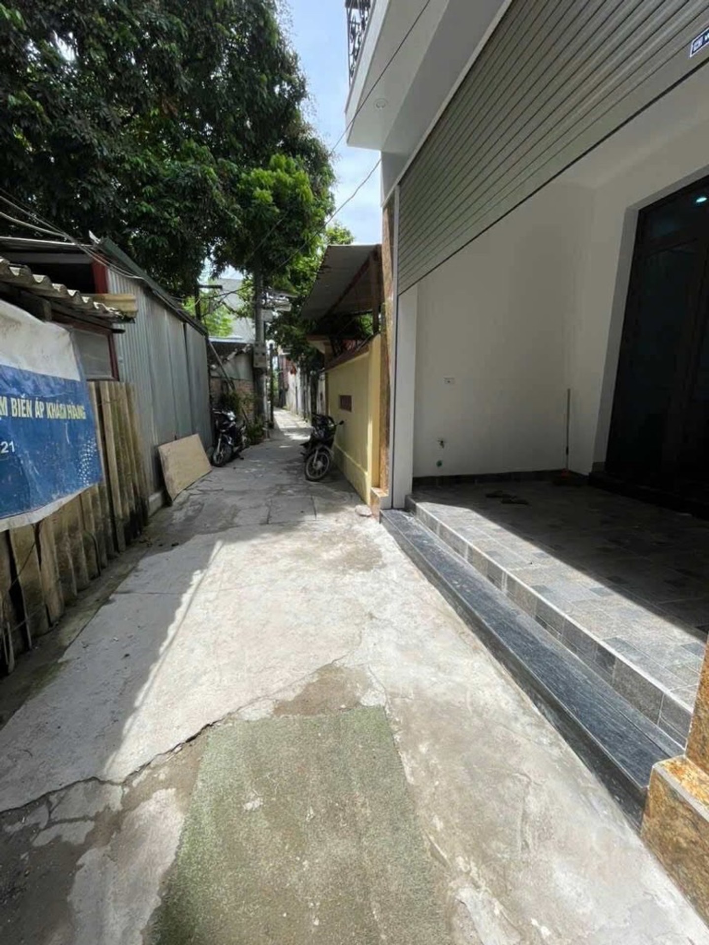 Bán nhà Thúy Lĩnh - diện tích 45m2 3 tầng - Ngõ ba gác vào nhà hiếm - giá 8 tỷ