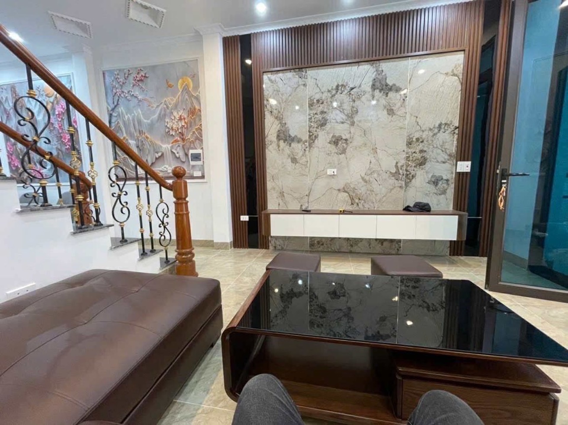 Bán nhà Thúy Lĩnh - diện tích 45m2 3 tầng - Ngõ ba gác vào nhà hiếm - giá 8 tỷ