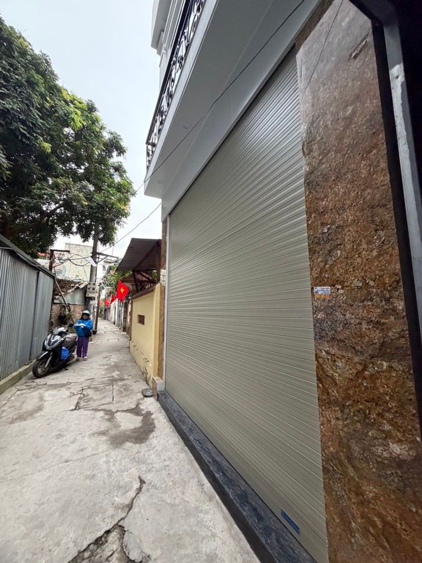 Bán nhà Thúy Lĩnh - diện tích 45m2 3 tầng - Ngõ ba gác vào nhà hiếm - giá 8 tỷ