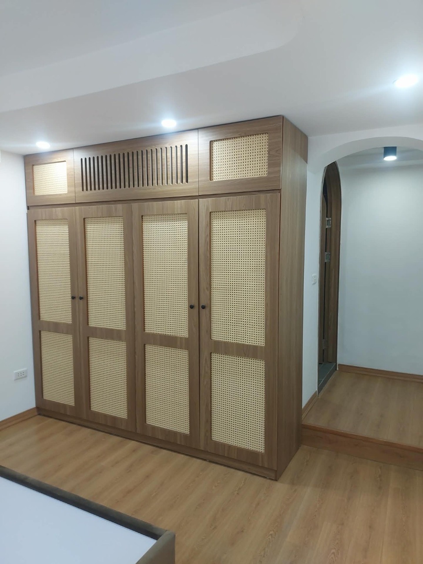 Bán nhà Tạ Quang Bửu - diện tích 70m2 2 tầng - 2 mặt thoáng - giá Nhỉnh 5 tỷ
