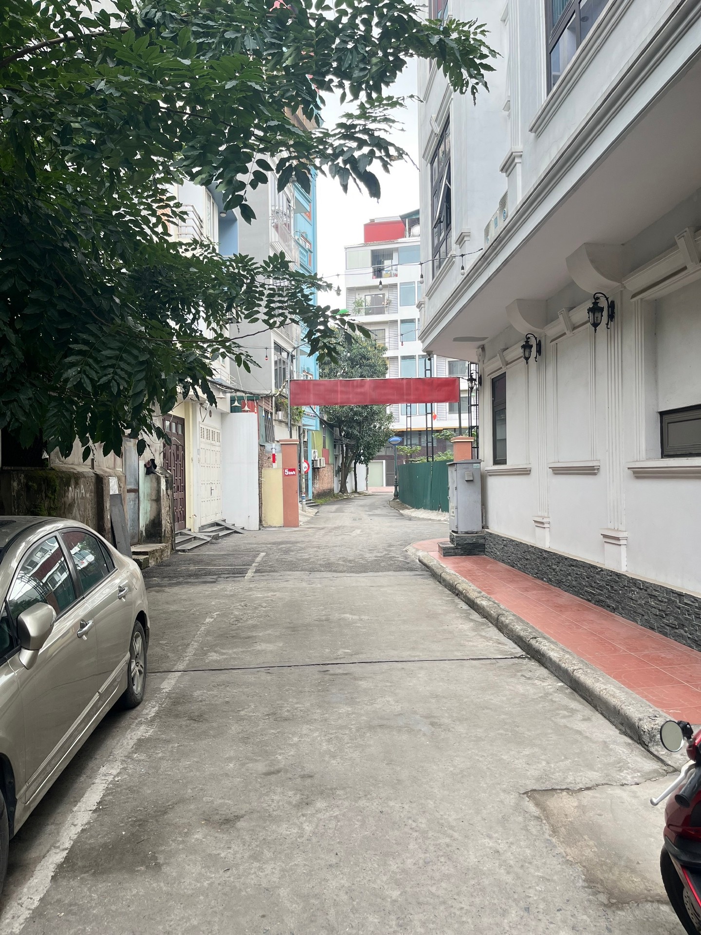 Bán nhà Nguyễn Hữu Thọ - diện tích 60m2 4 tầng - ô tô đỗ trước đất - giá 11,6 tỷ
