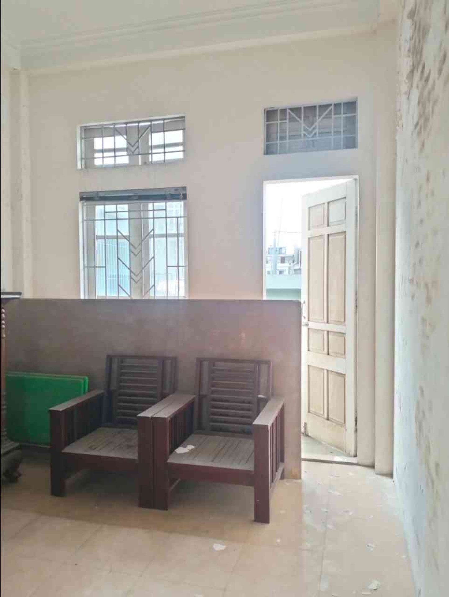 Bán nhà Ngọc Hồi - diện tích 46m2 4 tầng - Ô tô dừng đỗ - giá 16,4 tỷ