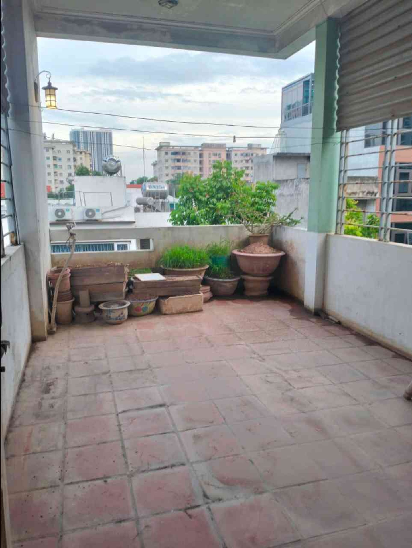 Bán nhà Ngọc Hồi - diện tích 46m2 4 tầng - Ô tô dừng đỗ - giá 16,4 tỷ