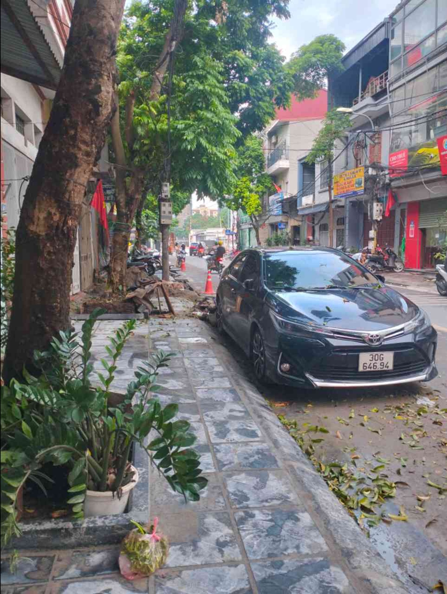 Bán nhà Ngọc Hồi - diện tích 46m2 4 tầng - Ô tô dừng đỗ - giá 16,4 tỷ