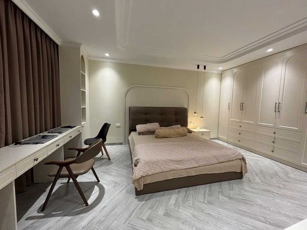 Bán nhà Triệu Việt Vương - diện tích 53m2 6 tầng - Thang máy, mặt tiền khủng - giá 21,8 tỷ