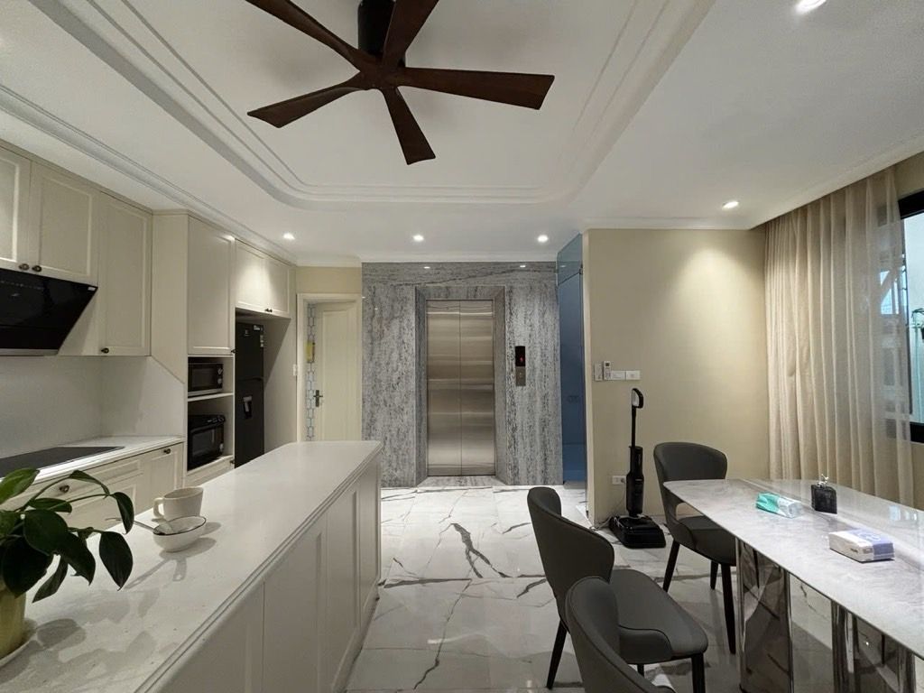 Bán nhà Triệu Việt Vương - diện tích 53m2 6 tầng - Thang máy, mặt tiền khủng - giá 21,8 tỷ