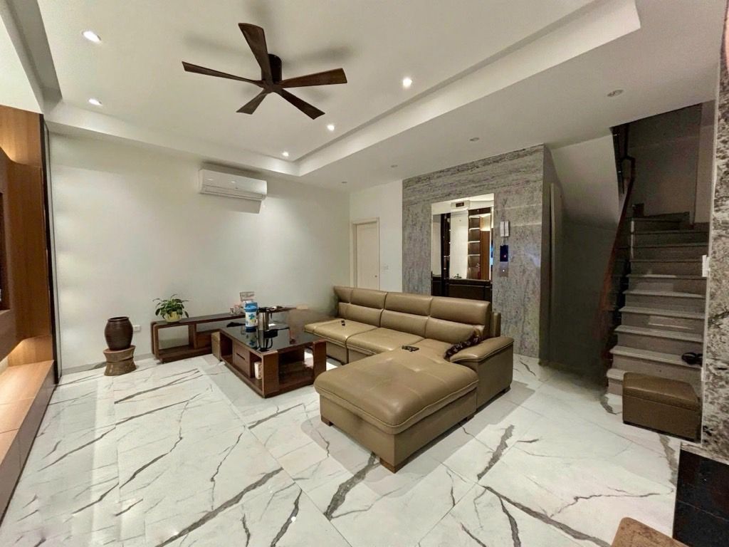 Bán nhà Triệu Việt Vương - diện tích 53m2 6 tầng - Thang máy, mặt tiền khủng - giá 21,8 tỷ