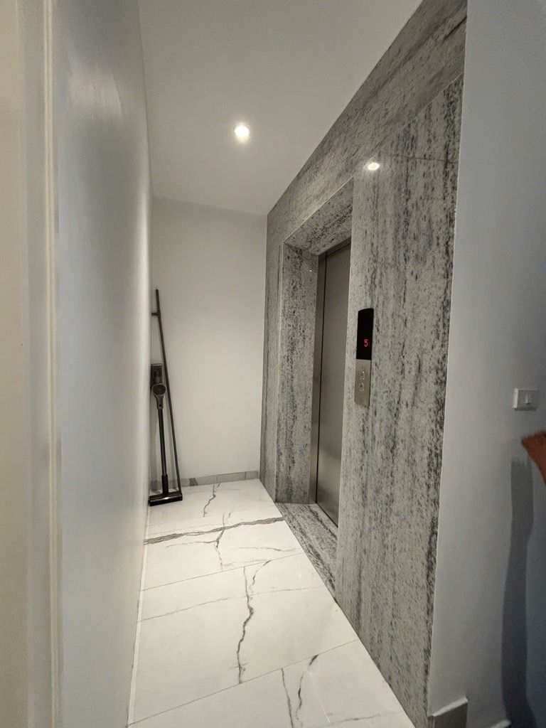 Bán nhà Triệu Việt Vương - diện tích 53m2 6 tầng - Thang máy, mặt tiền khủng - giá 21,8 tỷ