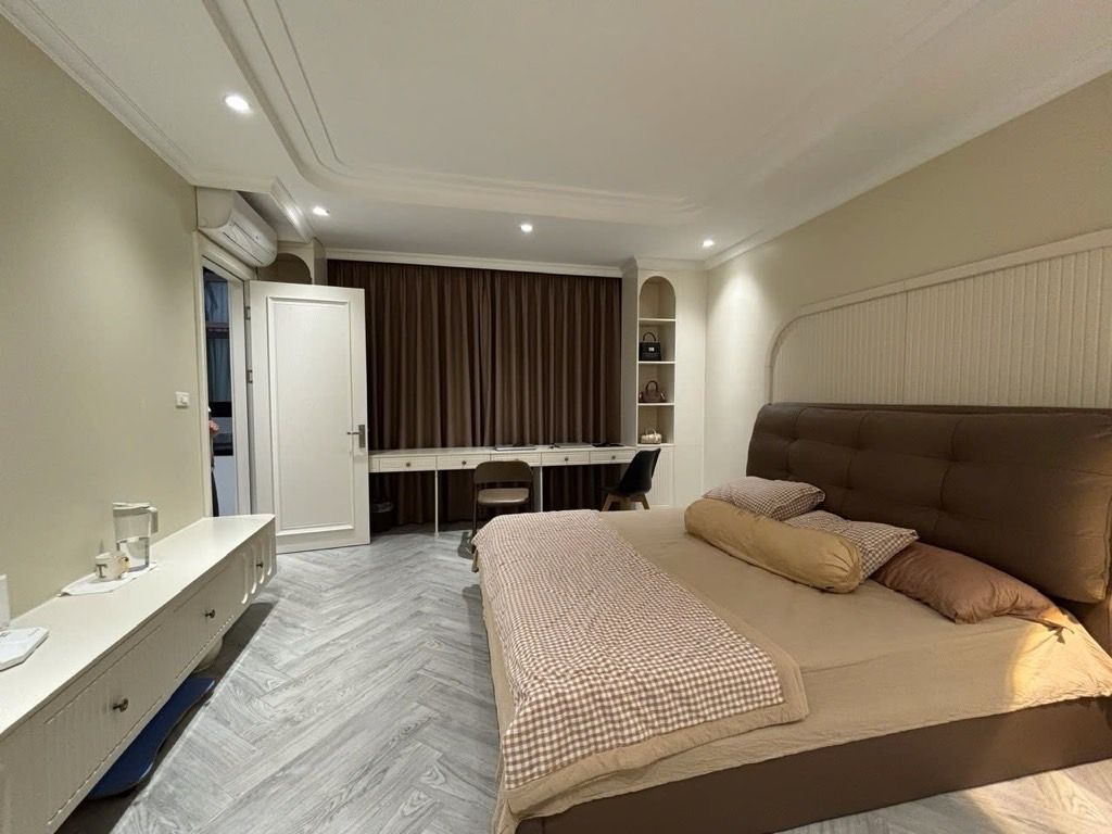 Bán nhà Triệu Việt Vương - diện tích 53m2 6 tầng - Thang máy, mặt tiền khủng - giá 21,8 tỷ