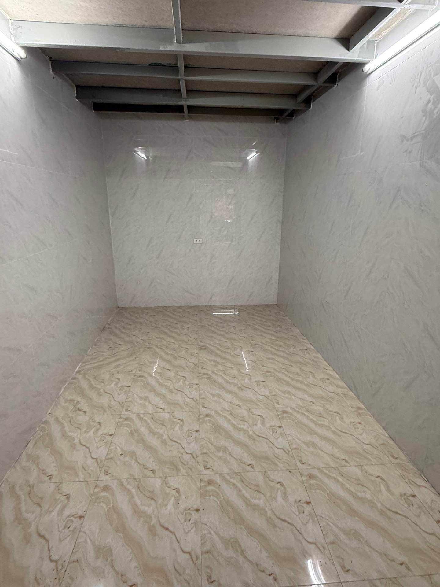 Bán nhà Ngọc Hồi - diện tích 38m2 1 tầng - Ngõ thông, an ninh - giá 2,75 tỷ