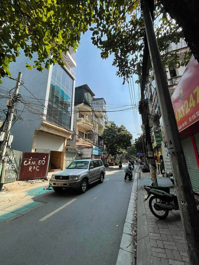 Bán nhà Nguyễn Ngọc Nại - diện tích 83m2 2 tầng - Lô góc 2 mặt thoáng - giá 41 tỷ