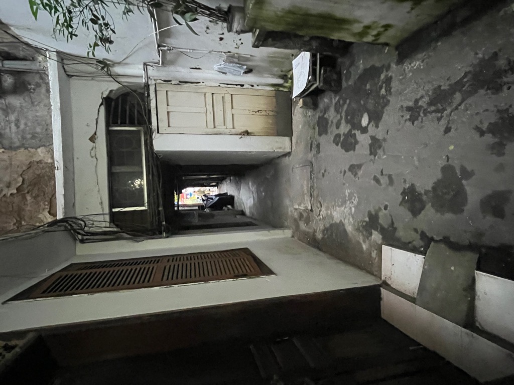 Bán nhà Mai Hắc Đế - diện tích 178m2 3 tầng - SIÊU PHẨM MẶT PHỐ TRUNG TÂM HBT - giá 121 tỷ