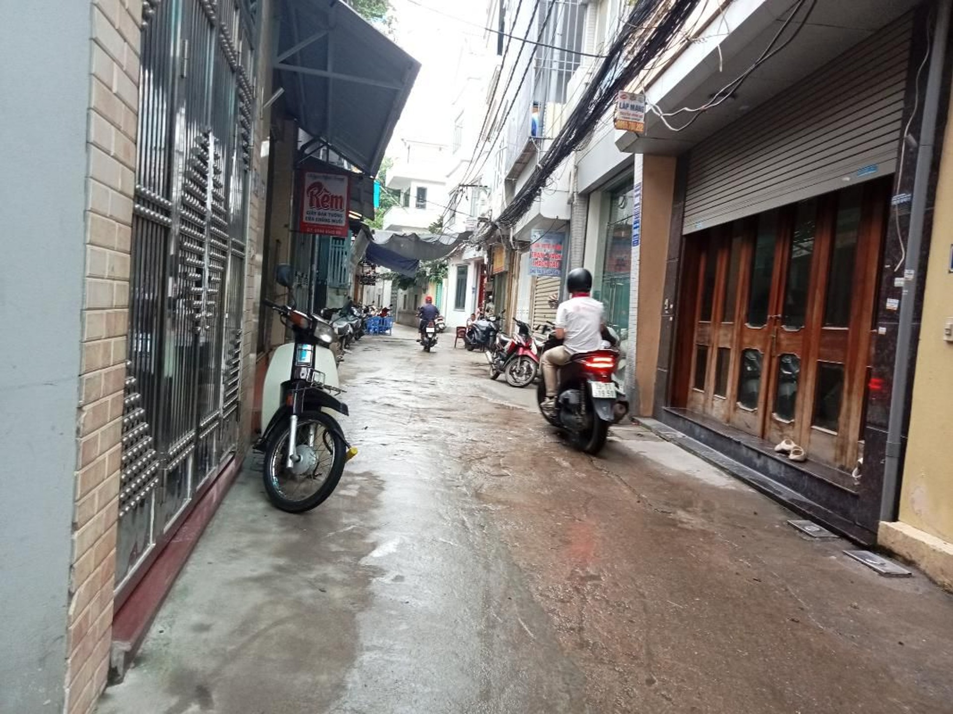 Bán nhà Định Công Thượng - diện tích 67m2 7 tầng - Ô tô tránh 15m - giá 15,9 tỷ
