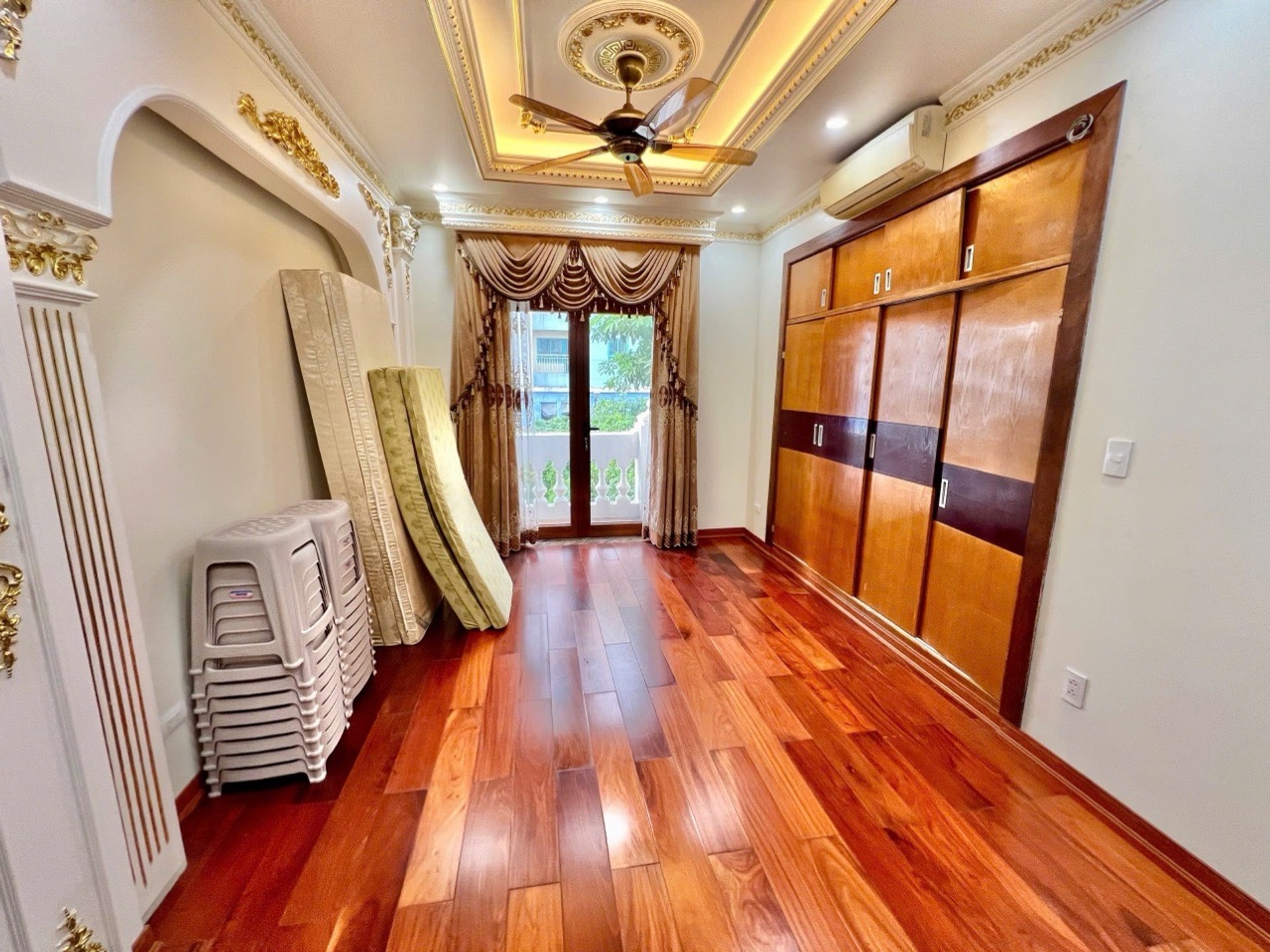 Bán nhà BT3 - diện tích 185m2 4 tầng - Biệt thự Vĩnh Hoàng - giá 68 tỷ