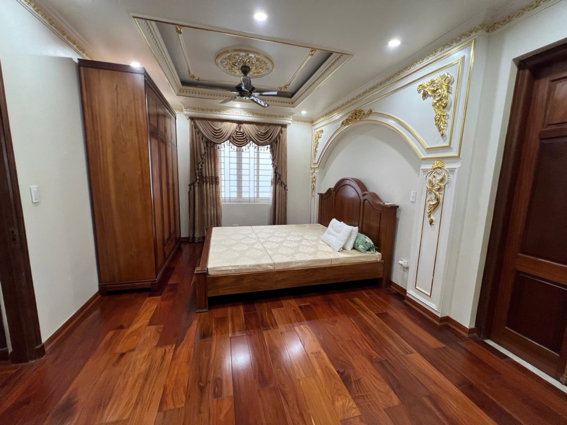 Bán nhà BT3 - diện tích 185m2 4 tầng - Biệt thự Vĩnh Hoàng - giá 68 tỷ