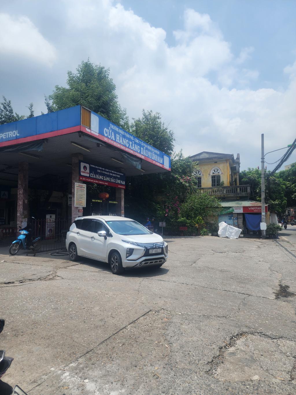 Bán nhà Lĩnh Nam - diện tích 174m2 1 tầng - ô tô tránh - giá 38,5 tỷ