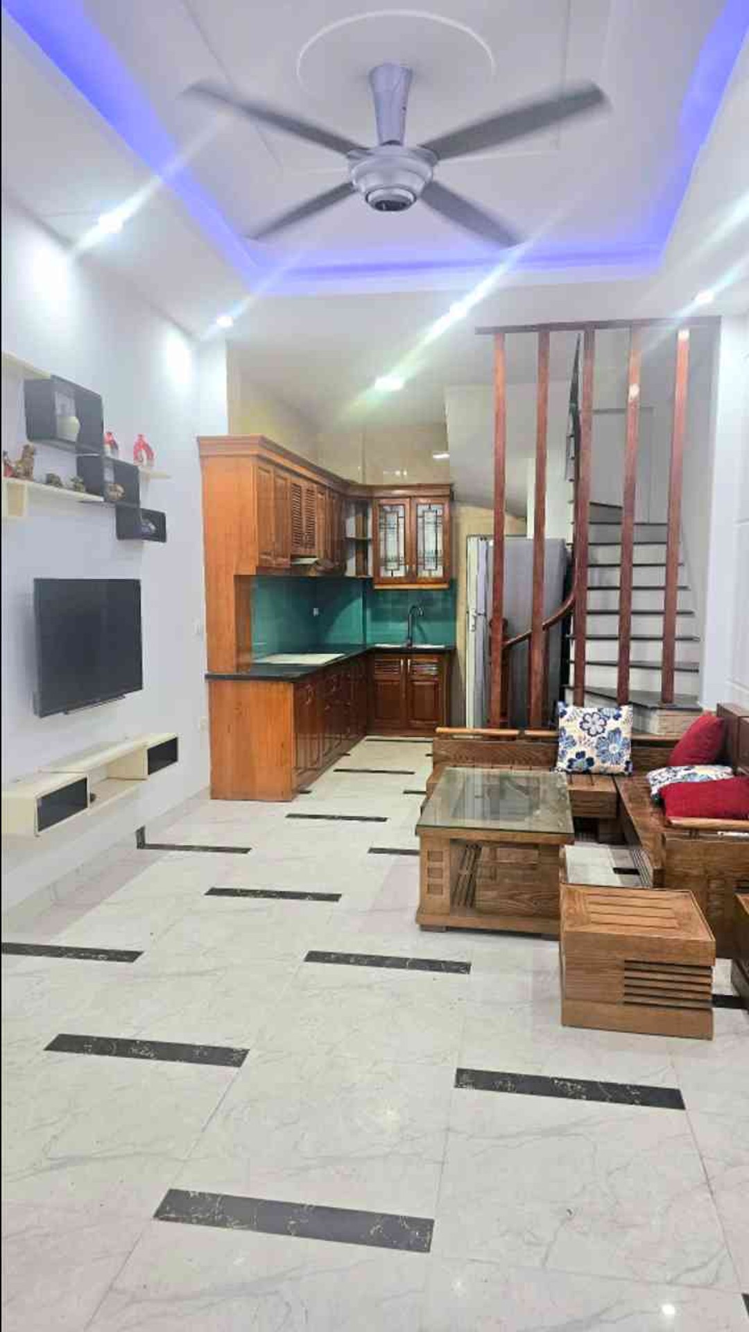 Bán nhà Nam Dư - diện tích 30m2 5 tầng - Ô tô đỗ cổng - giá 7,5 tỷ