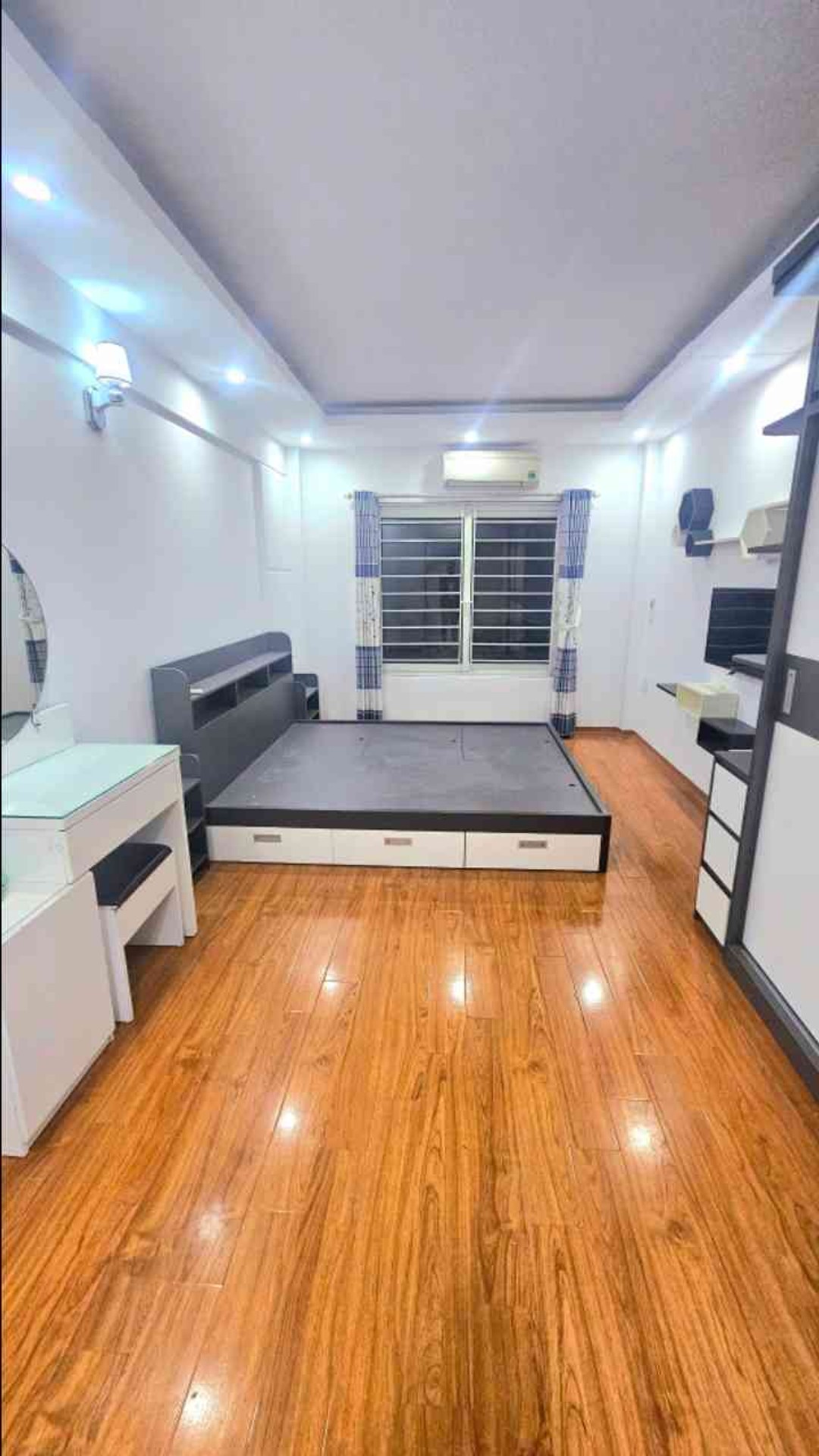 Bán nhà Nam Dư - diện tích 30m2 5 tầng - Ô tô đỗ cổng - giá 7,5 tỷ