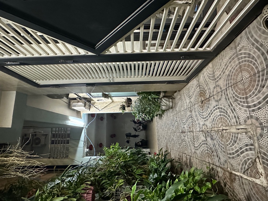 Bán nhà Trần Khát Chân - diện tích 125m2 4 tầng - Đang cập nhật - giá 35 tỷ