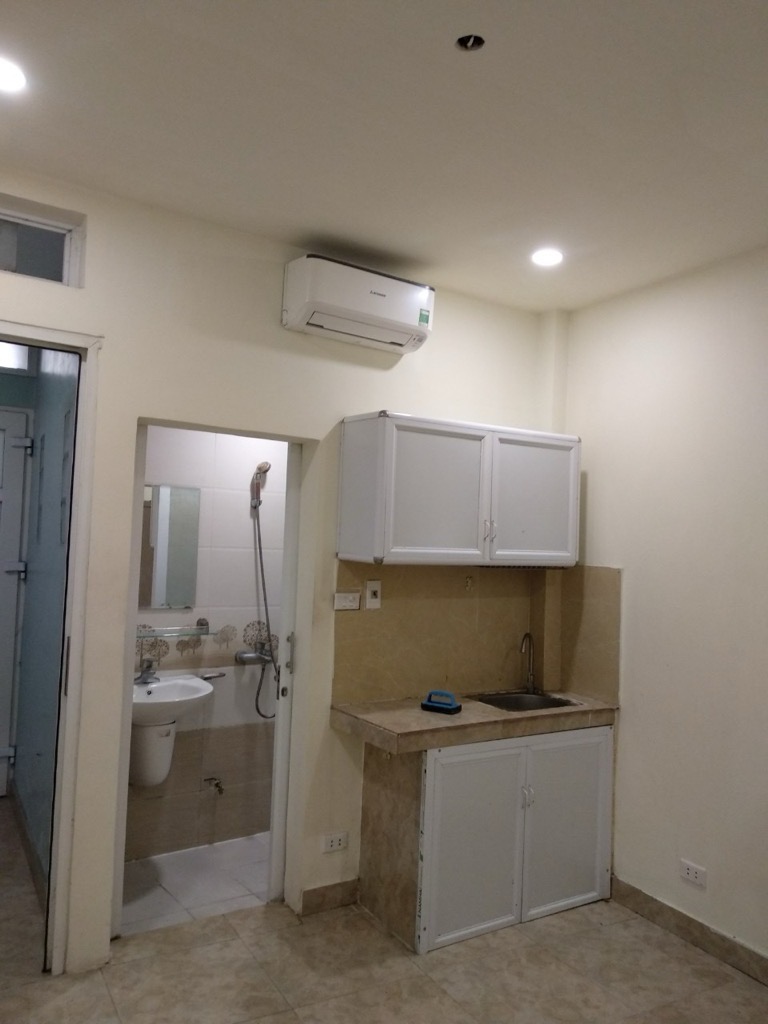 Bán nhà Trần Khát Chân - diện tích 125m2 4 tầng - Đang cập nhật - giá 35 tỷ