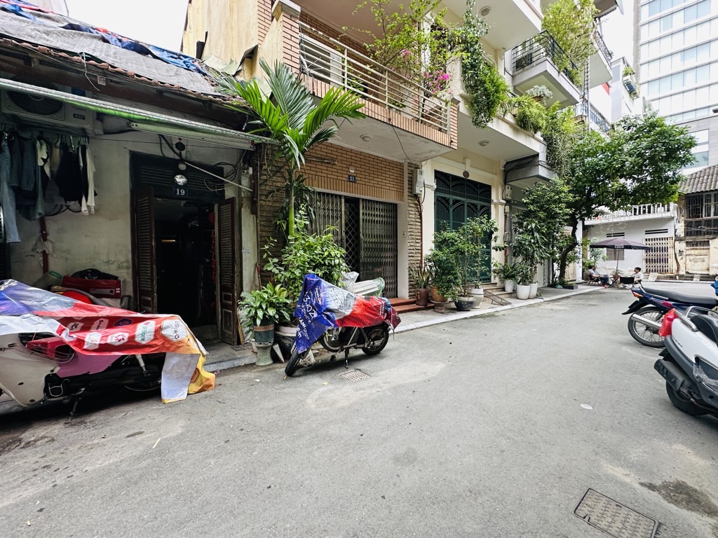 Bán nhà Tức Mặc - diện tích 105m2 0 tầng - Cực hiếm - giá 40 tỷ