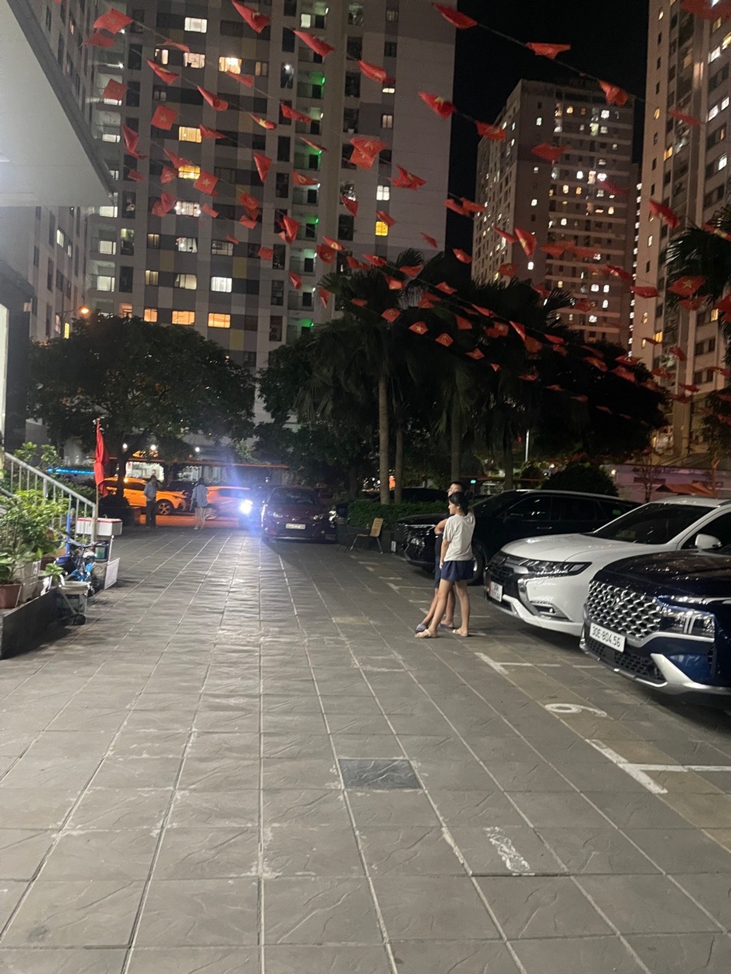 Bán nhà Hoàng Mai - diện tích 76m2 1 tầng - Căn hộ tầng 2, view đẹp thoáng - giá 6,08 tỷ