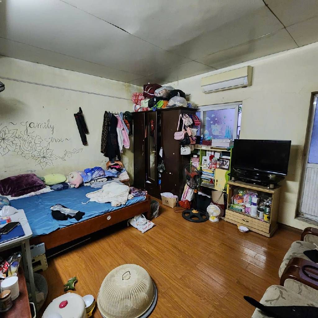 Bán nhà Xã Đàn - diện tích 80.1m2 3 tầng - Ô tô đỗ cửa - giá 28 tỷ