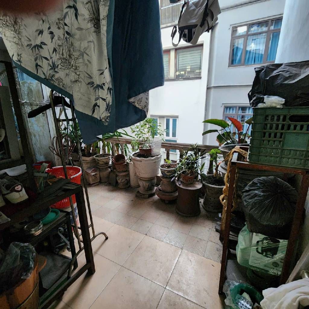 Bán nhà Xã Đàn - diện tích 80.1m2 3 tầng - Ô tô đỗ cửa - giá 28 tỷ