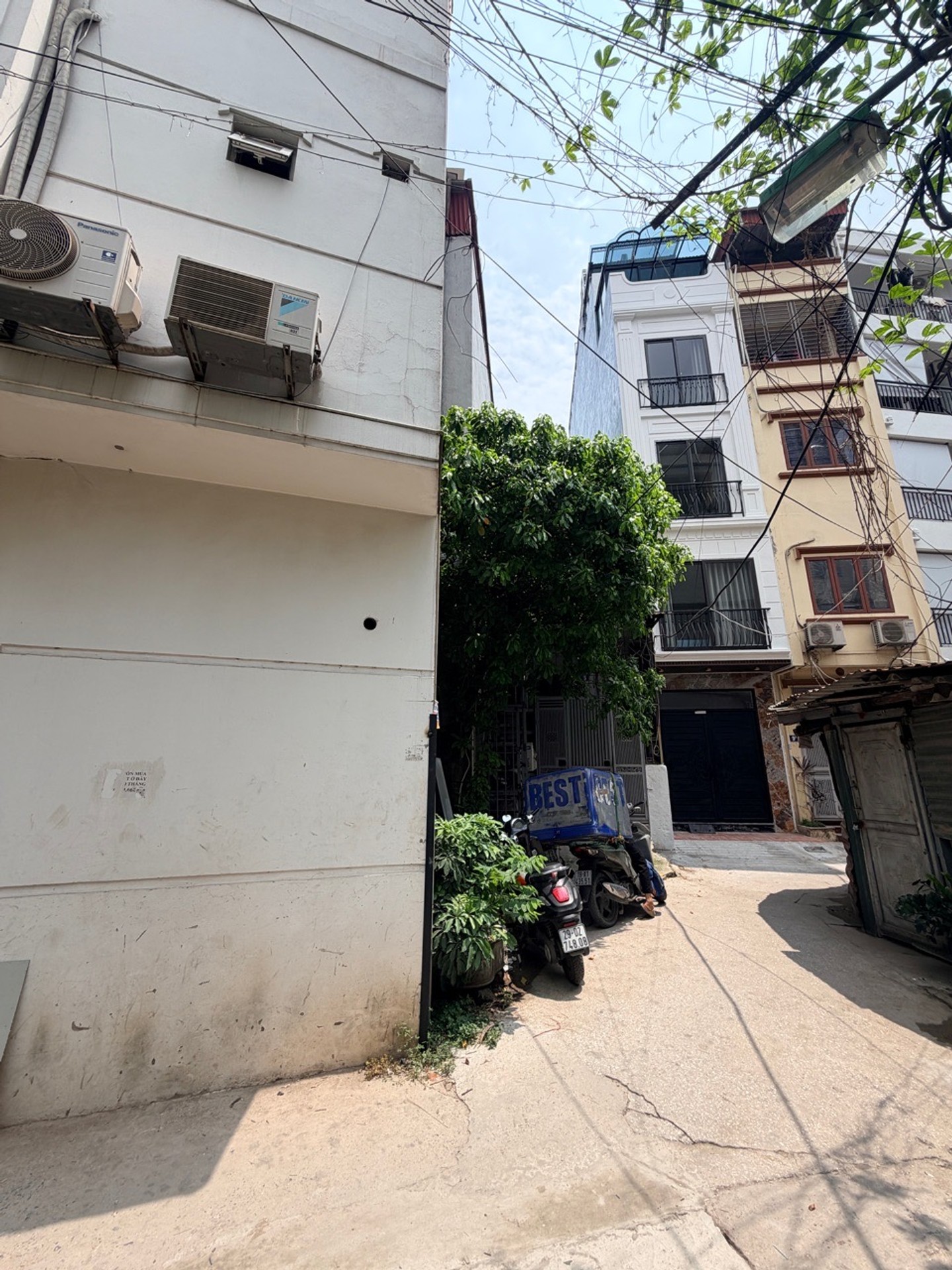 Bán nhà Minh Khai - diện tích 43m2 6 tầng - Thang máy, ô tô đỗ cửa - giá 14,4 tỷ