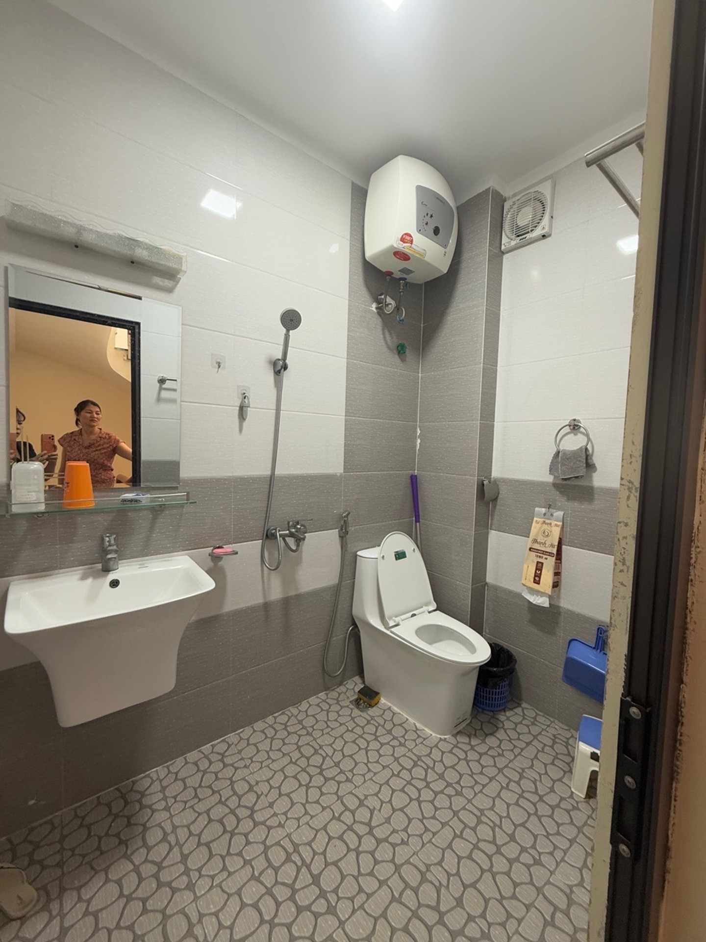 Bán nhà Thịnh Liệt - diện tích 51m2 5 tầng - gần ô tô - giá 12,6 tỷ