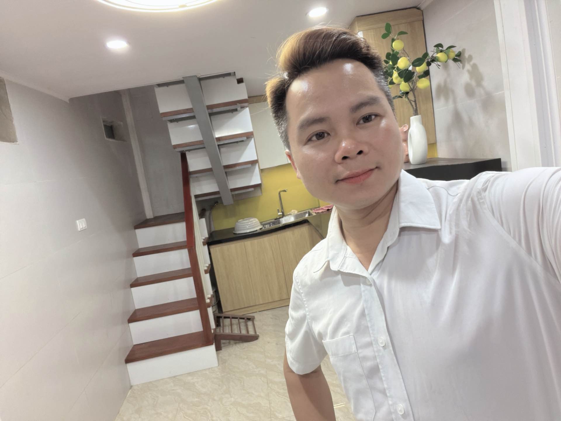 Bán nhà Ngõ Quỳnh - diện tích 17m2 3 tầng - Lô góc 2 mặt thoáng - giá 4,5 tỷ