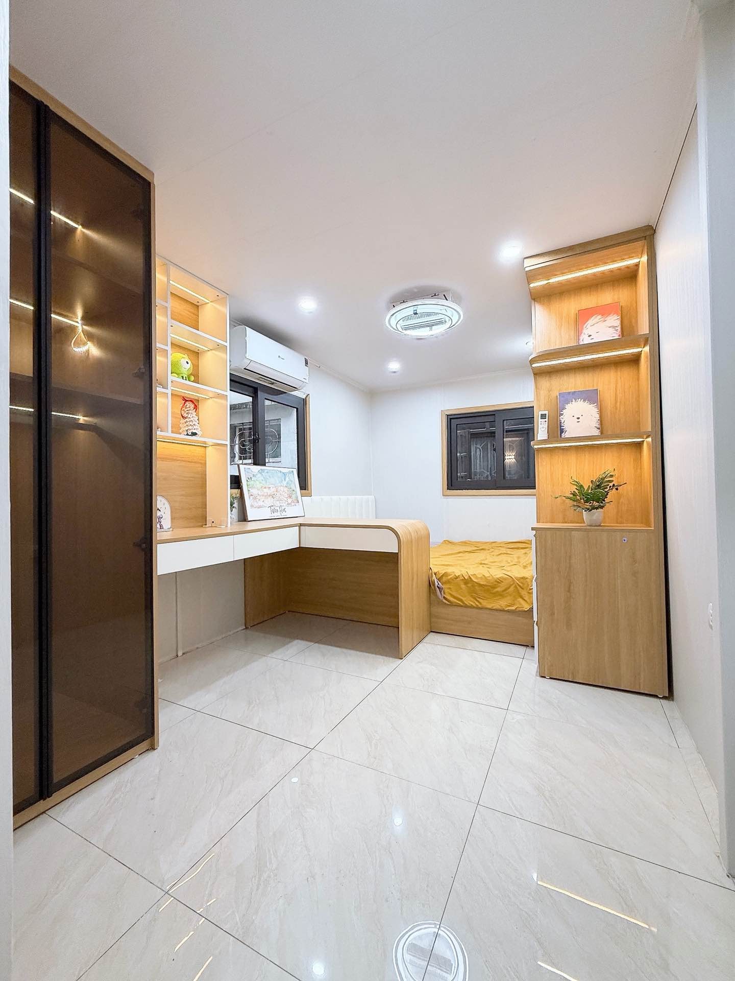 Bán nhà Ngõ Quỳnh - diện tích 17m2 3 tầng - Lô góc 2 mặt thoáng - giá 4,5 tỷ
