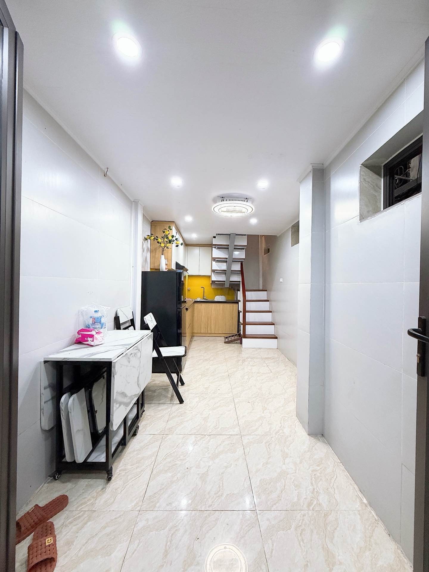 Bán nhà Ngõ Quỳnh - diện tích 17m2 3 tầng - Lô góc 2 mặt thoáng - giá 4,5 tỷ