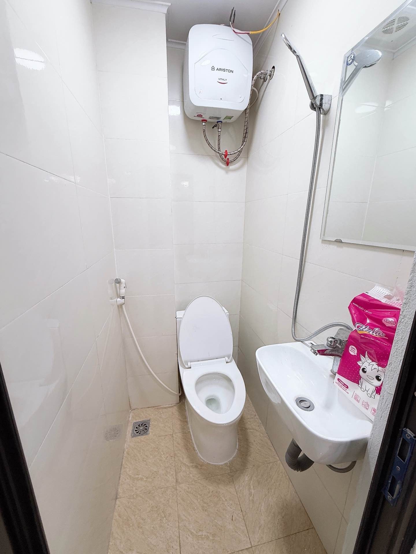 Bán nhà Ngõ Quỳnh - diện tích 17m2 3 tầng - Lô góc 2 mặt thoáng - giá 4,5 tỷ