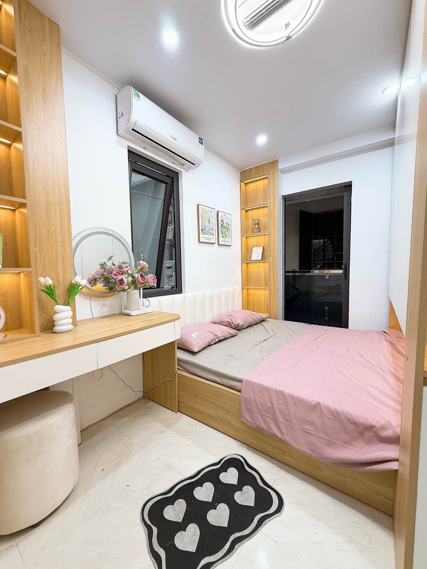Bán nhà Ngõ Quỳnh - diện tích 17m2 3 tầng - Lô góc 2 mặt thoáng - giá 4,5 tỷ