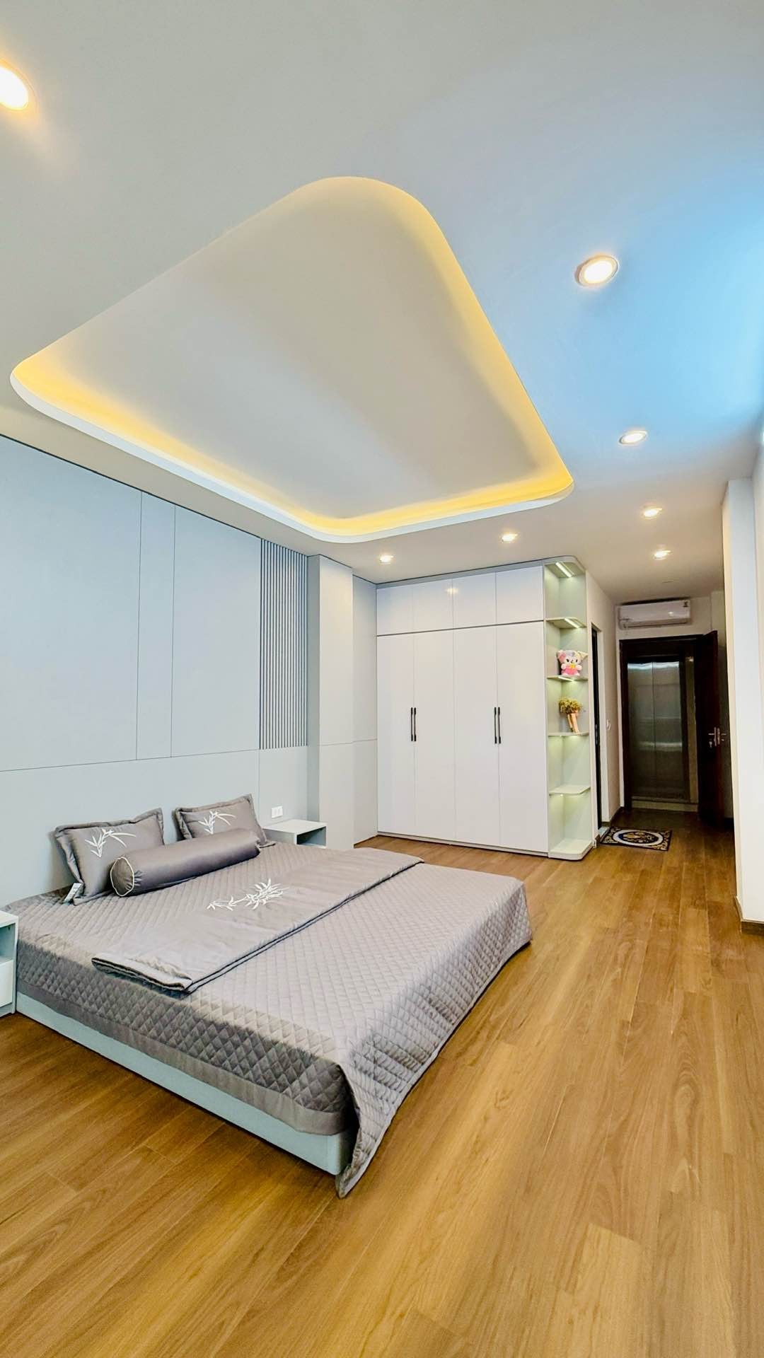 Bán nhà Giáp Nhị - diện tích 48m2 6 tầng - Căn góc 2 thoáng - giá 12,6 tỷ