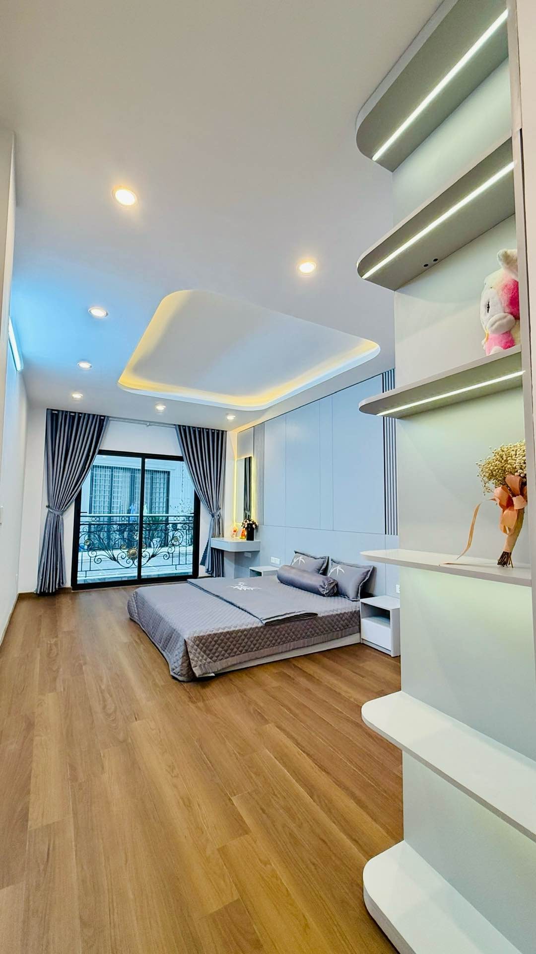 Bán nhà Giáp Nhị - diện tích 48m2 6 tầng - Căn góc 2 thoáng - giá 12,6 tỷ