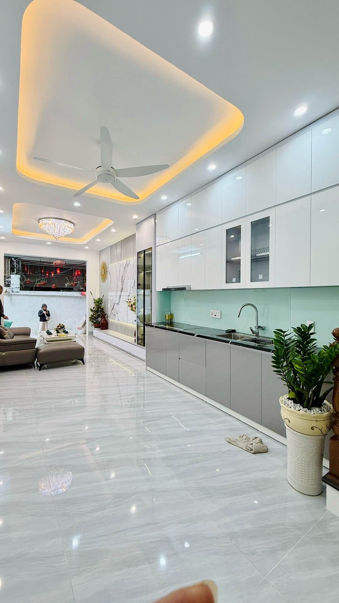 Bán nhà Giáp Nhị - diện tích 48m2 6 tầng - Căn góc 2 thoáng - giá 12,6 tỷ