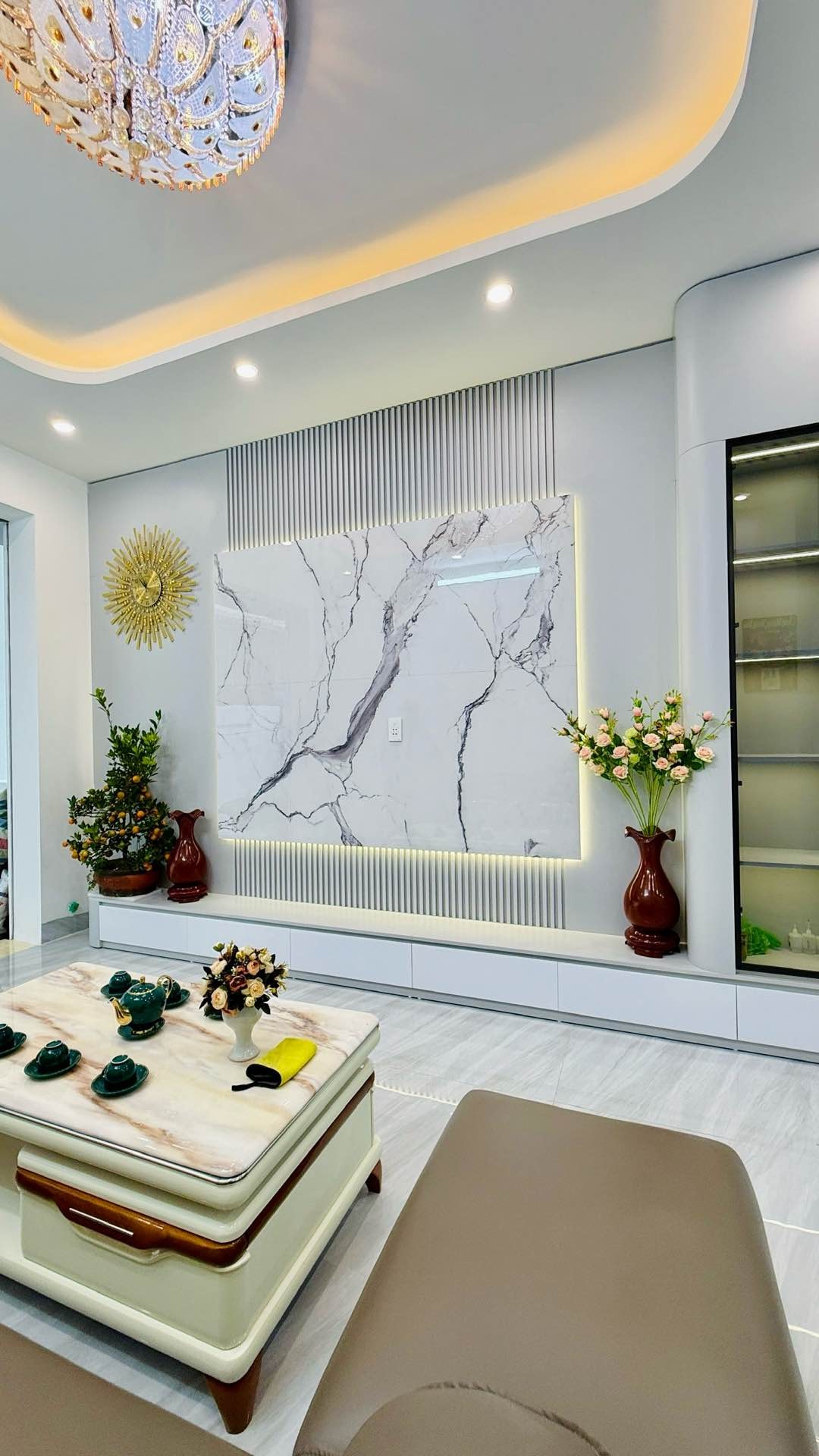Bán nhà Giáp Nhị - diện tích 48m2 6 tầng - Căn góc 2 thoáng - giá 12,6 tỷ