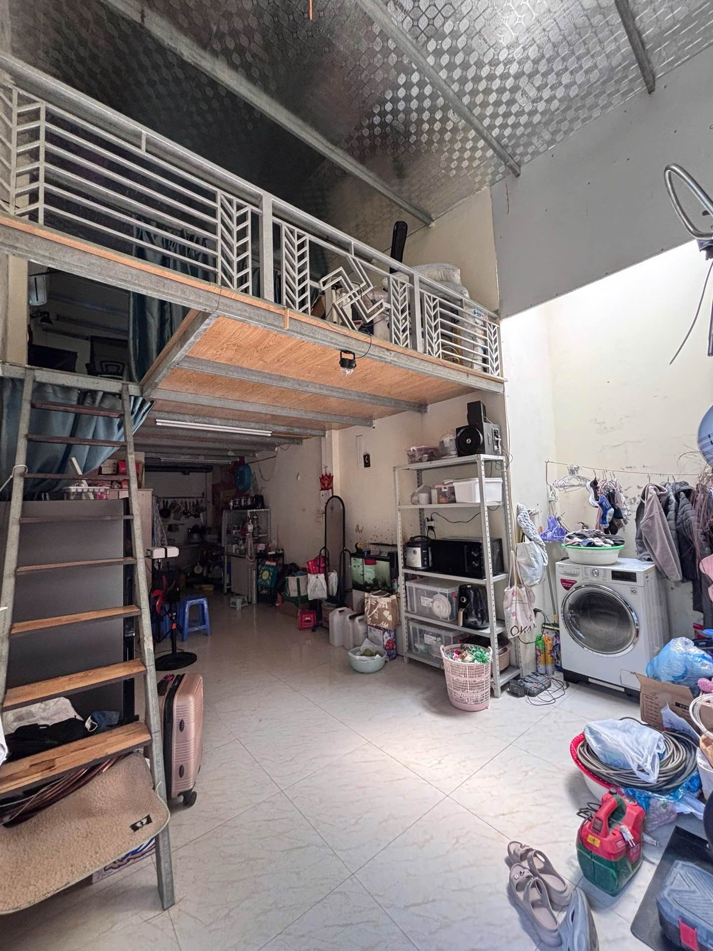 Bán nhà Định Công Hạ - diện tích 34m2 2 tầng - Ô TÔ ĐỖ CỔNG - giá 1,7 tỷ
