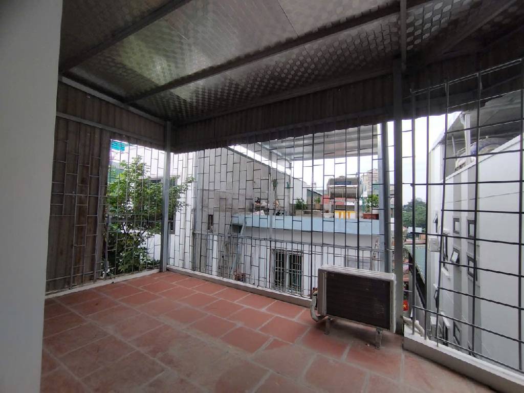 Bán nhà Định Công - diện tích 31m2 5 tầng - Nhà đẹp hiếm có - giá 6,5 tỷ