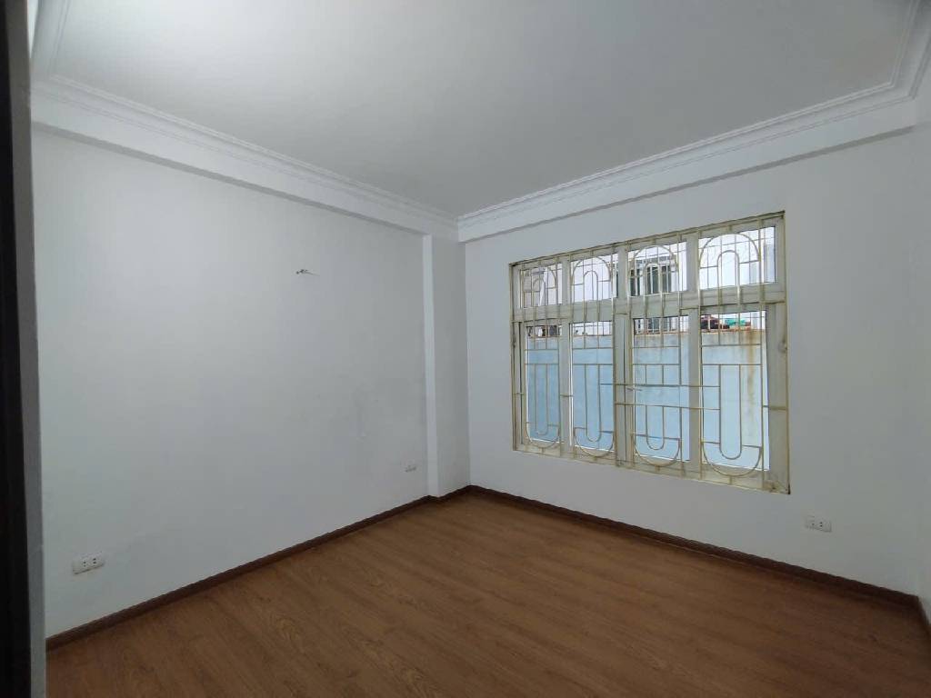 Bán nhà Định Công - diện tích 31m2 5 tầng - Nhà đẹp hiếm có - giá 6,5 tỷ