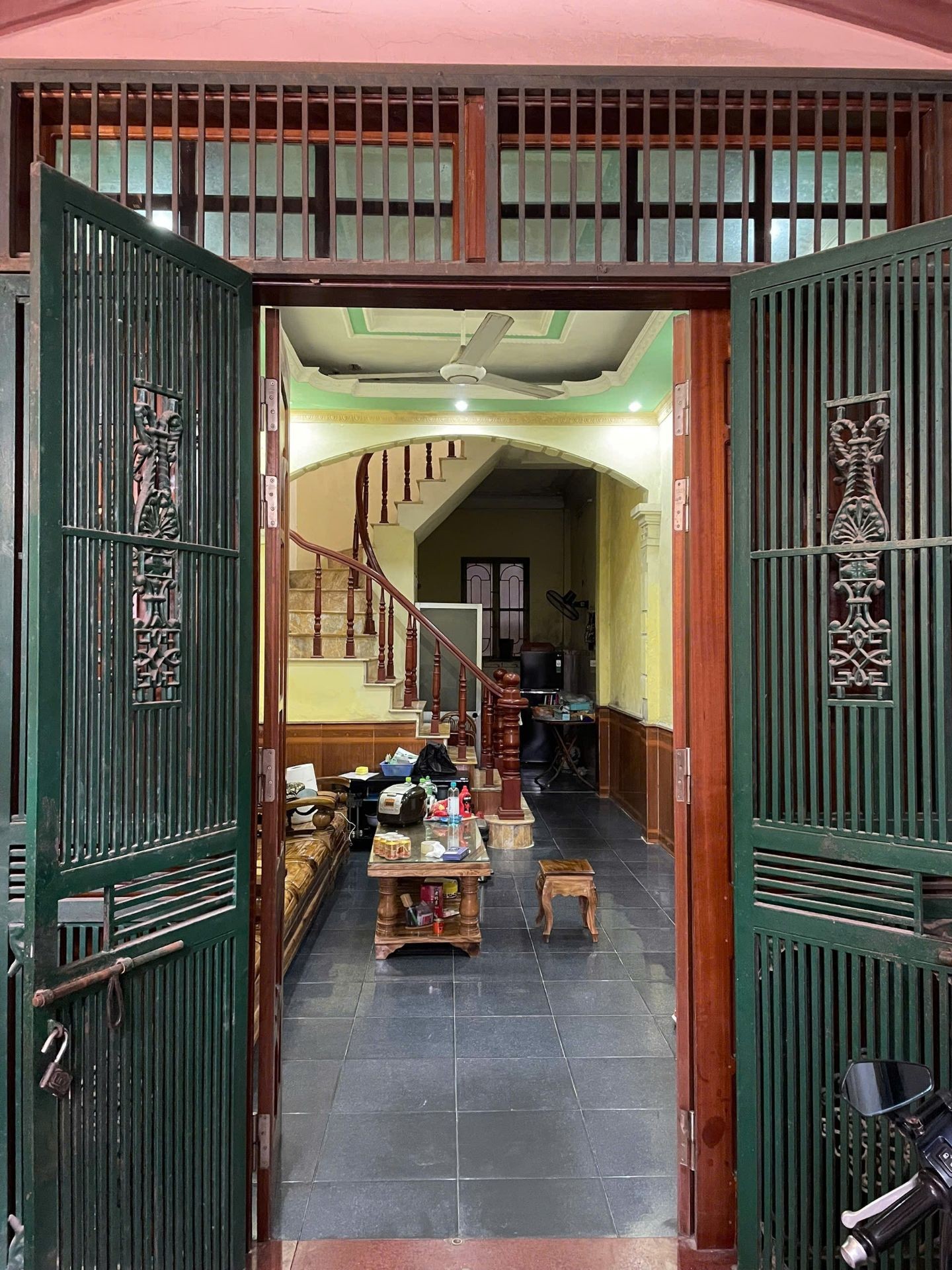 Bán nhà Kim Giang - diện tích 57m2 4 tầng - Ô tô đỗ cửa - giá 12,9 tỷ